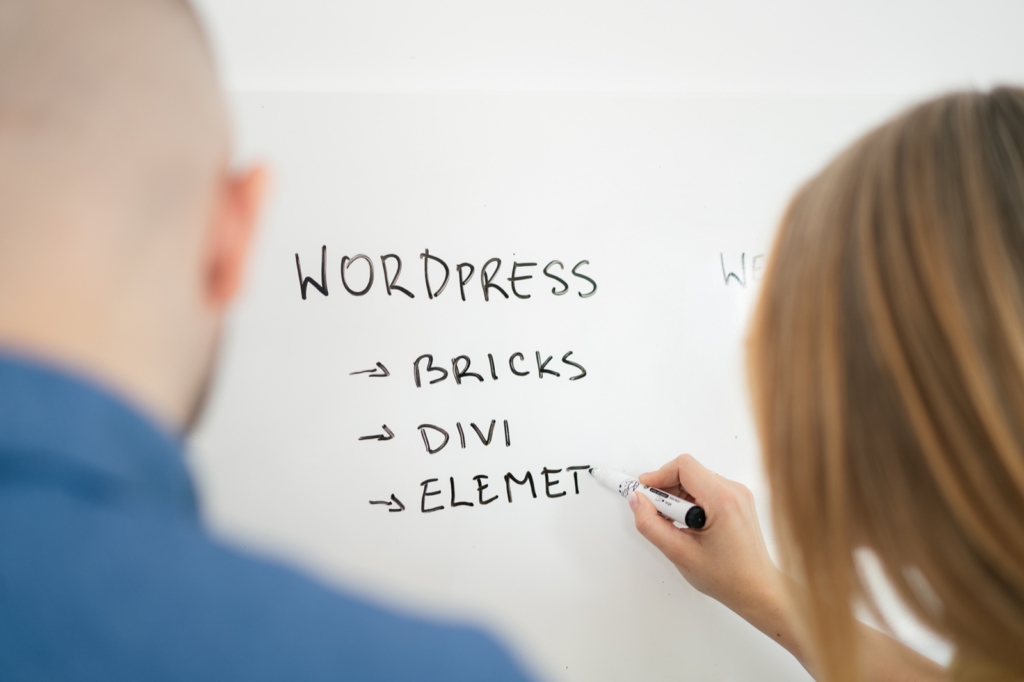 Jak dodać warianty produktu w&nbsp;WooCommerce na&nbsp;WordPressie – szczegółowy przewodnik